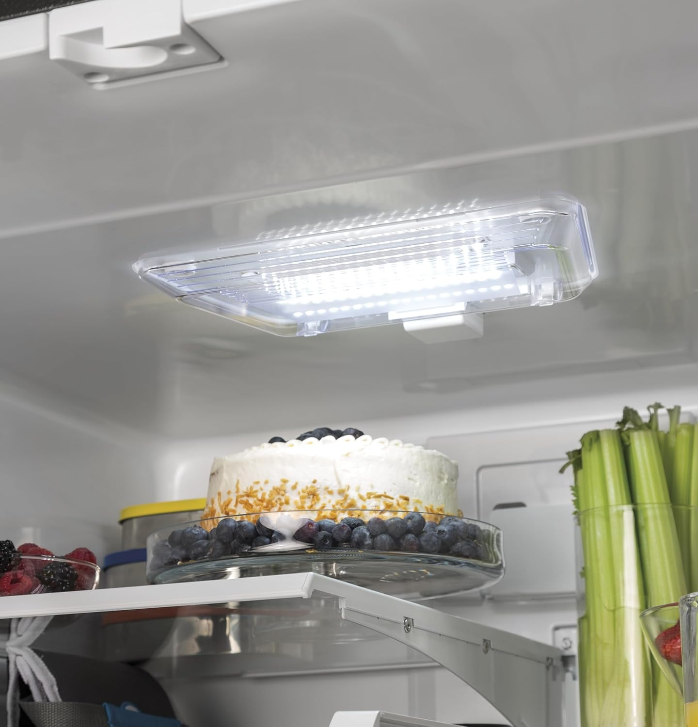 GE 25.6 Cu.Ft. French-Door Refrigerator - Image 2
