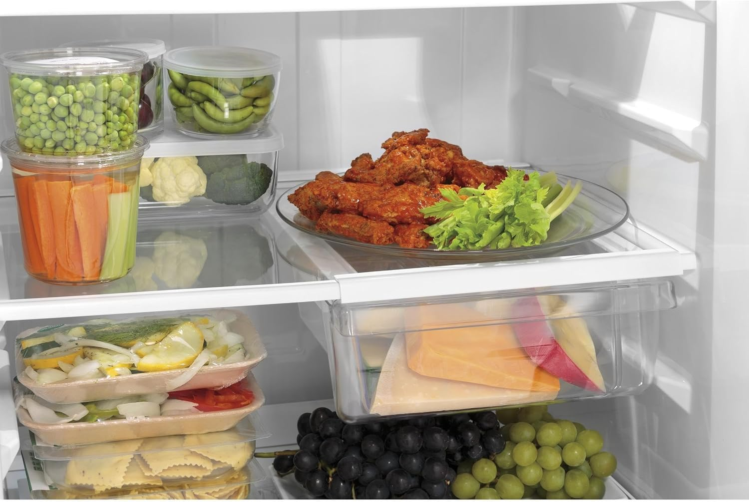 GE 28 Inch Top Freezer Refrigerator 17.5 Cu.Ft. - Image 6